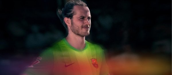 Chính thức: Thủ môn người Tây Ban Nha 25 tuổi Bernard gia nhập đội thứ hai của Barcelona mà không cần ký kết, ký hợp đồng trong một năm