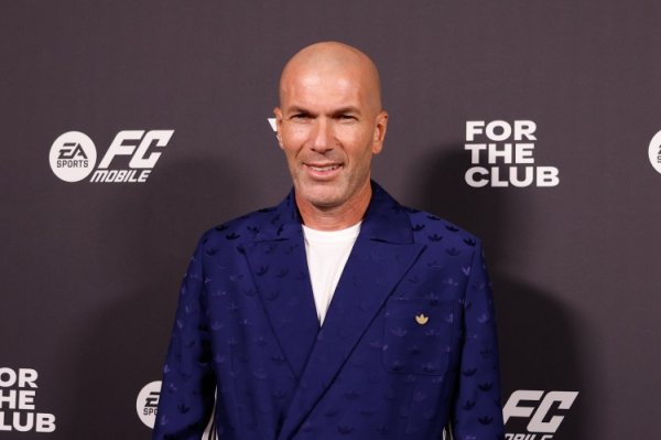 Truyền thông Anh: Zidane nhằm mục đích huấn luyện Pháp vào năm tới, chỉ xem xét hai lựa chọn của Pháp và trở về Real Madrid