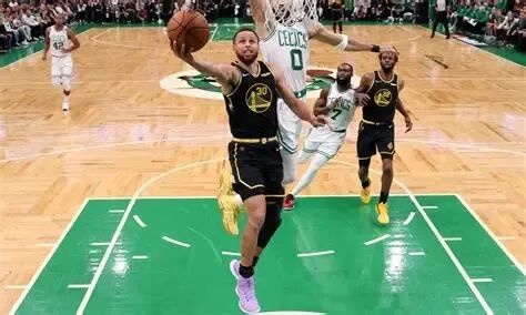 2022: The Warriors Return, nhà vô địch thứ tư của Curry