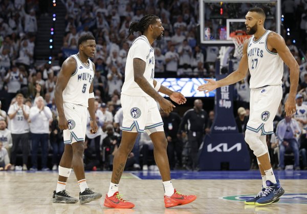 Reed & Landou! Timberwolves giữ lại khung cuối cùng của phương Tây, và lực lượng hệ thống và môi trường Huazi trở nên mạnh mẽ hơn